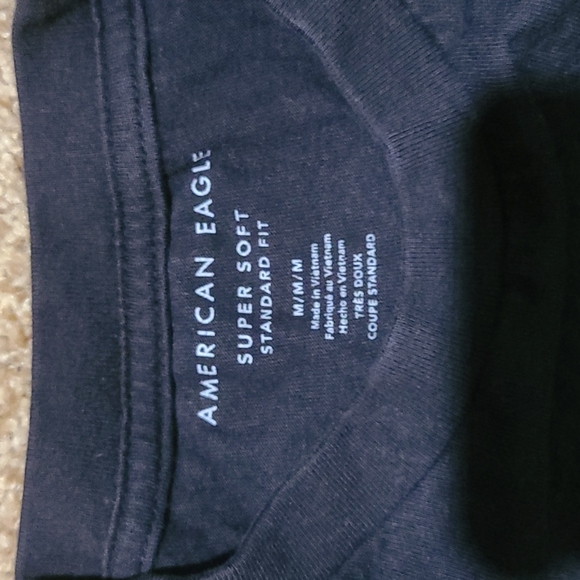 American Eagle Men's Long Sleeve Super Soft Standard Fit Long Sleeve T-Shirt - Picture 4 of 4